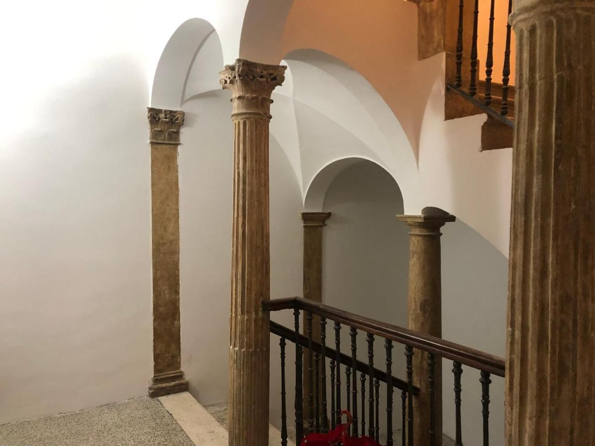 Appartamento Palazzo del Principe Castel Di Sangro Esterno foto